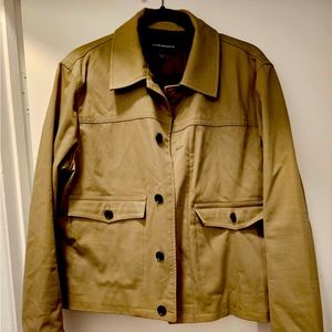 Club Monaco army green utility jacket. Perfect for springtime layering!